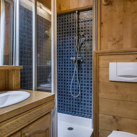 3 à Avec Parking Et Wifi, Près Du Centre - Fr-1-453-3 Apartamento *